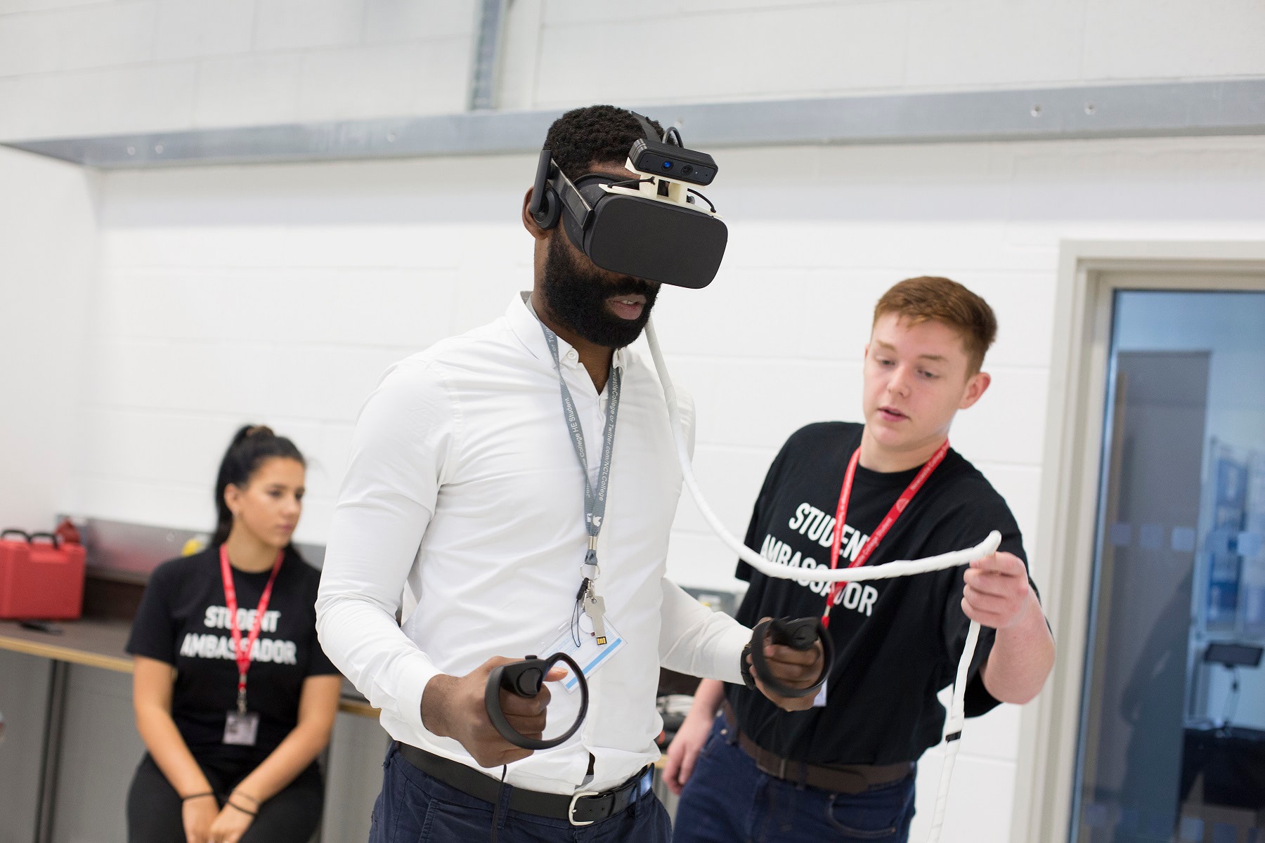 Students Using Virtual Reality