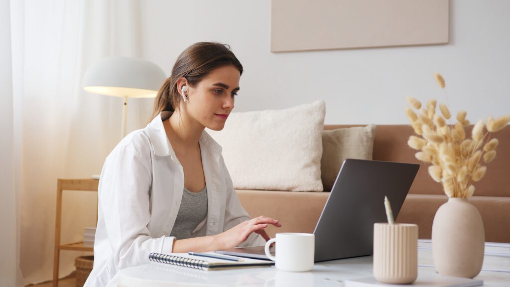 Serene lady on a laptop