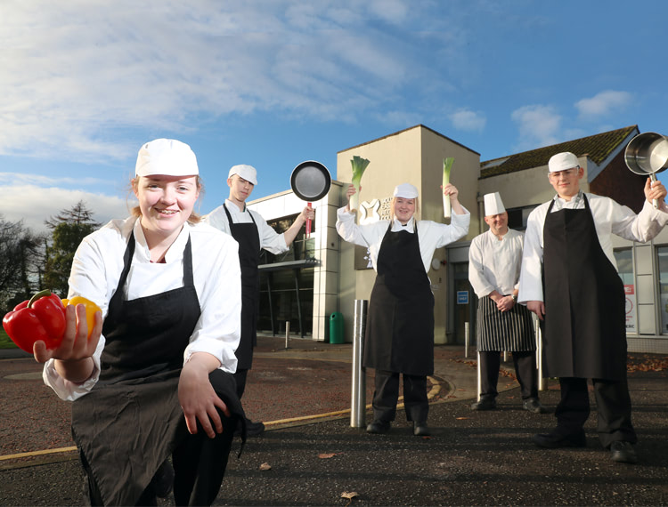 SERC Students Prepare Festive Meals for Community