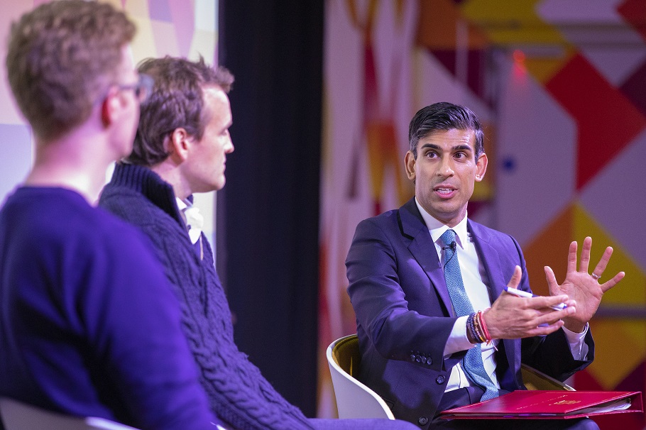 Rishi Sunak chairs a session on 'Talent' at Treasury Connect