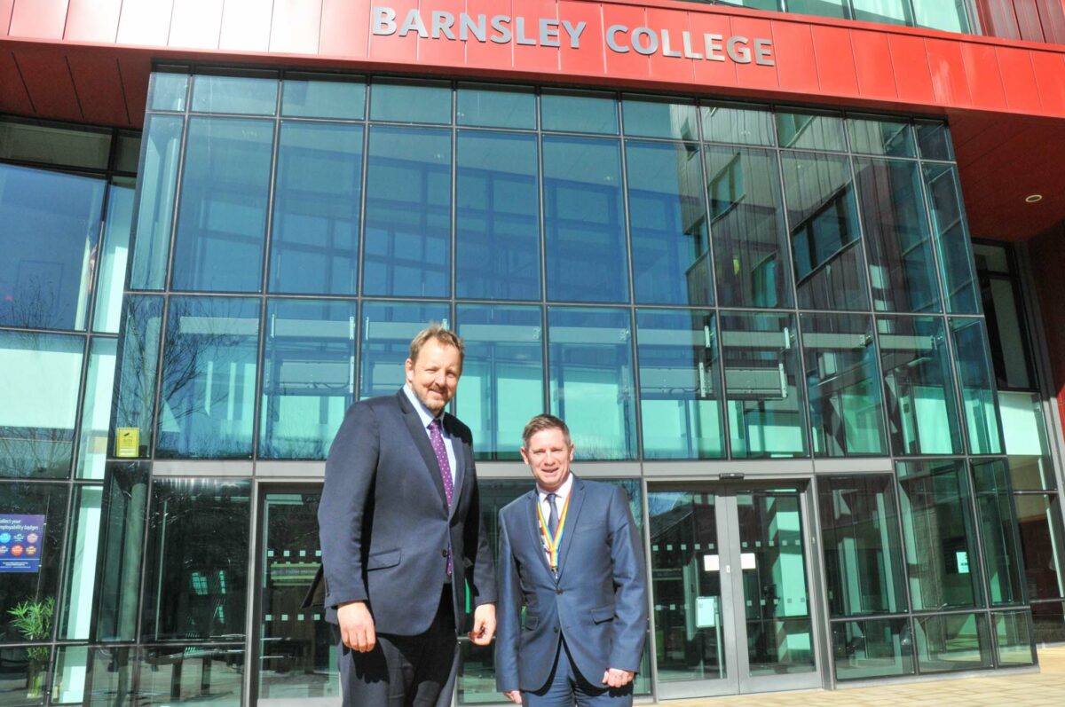 Toby Perkins MP (left) and Neil Johnson