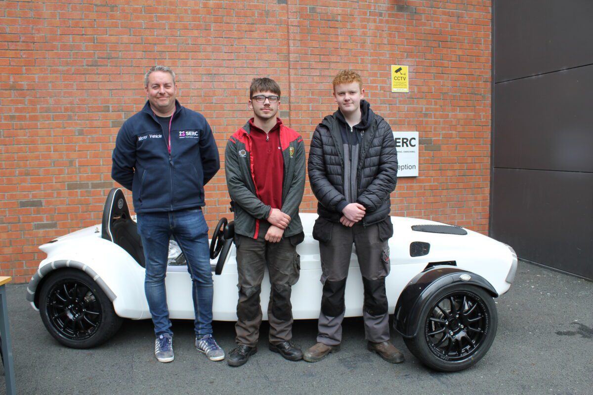 SERC Lecturer and students in front of kit car