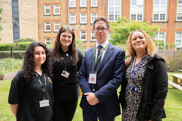 New City College welcomed UK Apprenticeships and Skills Minister Alex Burghart MP and education ministers and advisers from across the world as part of the Education World Forum 2022.