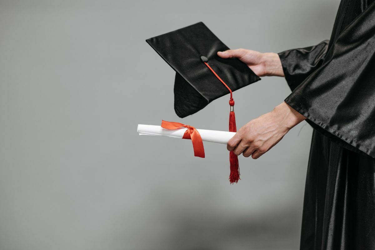 Graduates hat and degree
