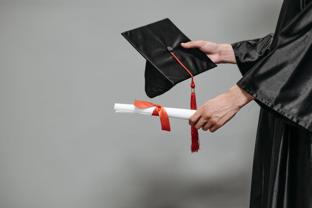Graduates hat and degree
