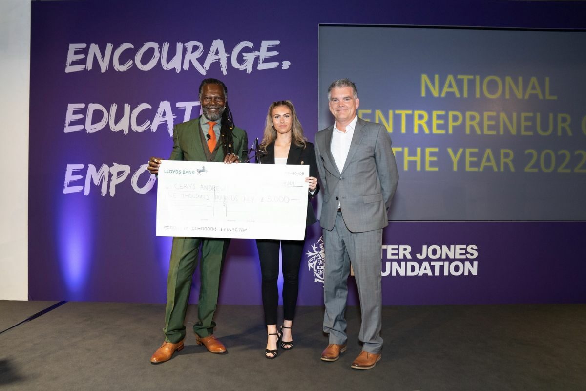 Leicester College student crowned National Entrepreneur of the Year 2022