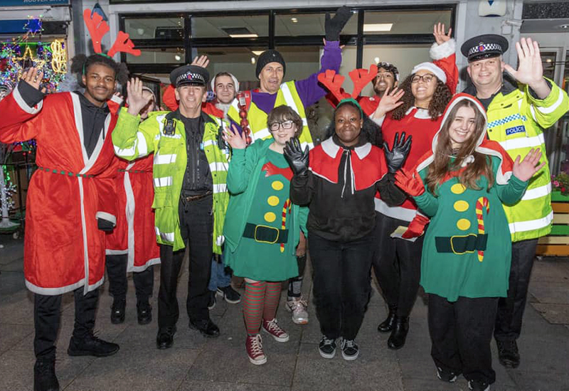 New City College students brought some festive cheer to the local community by designing and building a Christmas grotto – and entertaining the crowds as Santa’s elves. Talented Art & Design students from NCC Epping Forest campus in Borders Lane, Loughton, created the colourful pop-up grotto in the college art studio