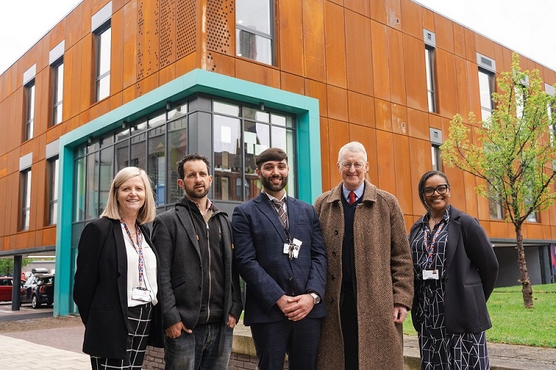 MP Hilary Benn (second from right) at the opening of Leeds City College's new teaching block at its Printworks campus. Matt Radcliffe Photography