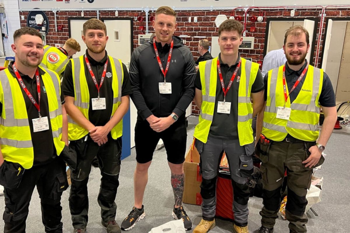 Apprentices Blaze a Trail for Fire & Security: (L - R) Matthew Blair (Ballinderry) employed by Building Protection Services (BPS); Jack Matthews (Belfast) employed by Surrey Security Systems (SSS); Chris Patterson, SERC Lecturer, Jamie Rusk (Lurgan), employed by Digital Fire & Security (DFS) and Erjon Berisha (Belfast) employed by Ashdale Engineering.
