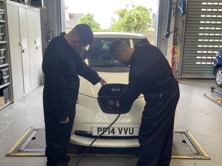 FE News Glasgow Clyde College is in the fast lane for the future with