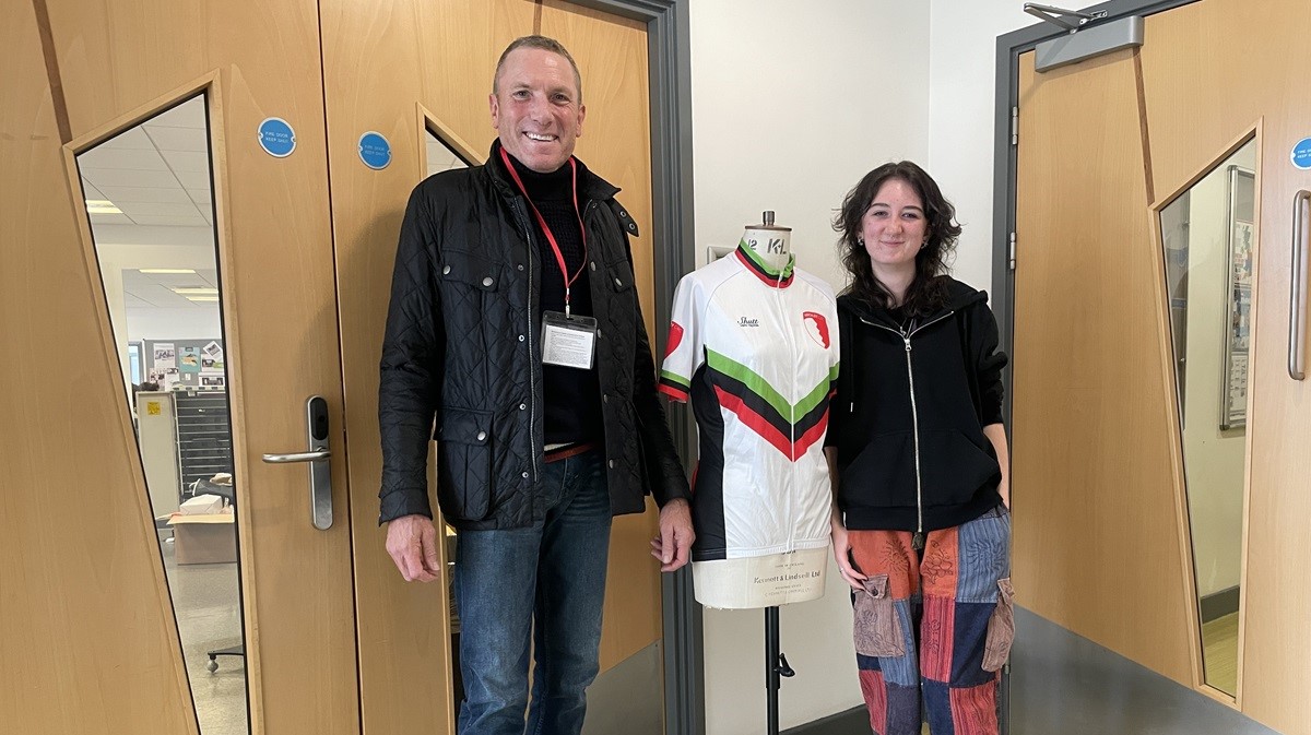 COLLEGE STUDENT’S KIT DESIGN FOR HINCKLEY CYCLING CLUB BROUGHT TO LIFE