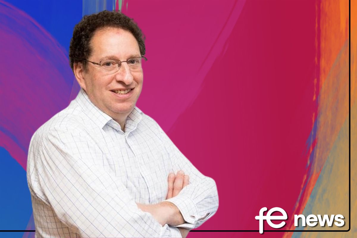 Stewart Segal FE News Exclusive 1200x800 pixels. Stewart with his arms crossed on the FE News exclusive background
