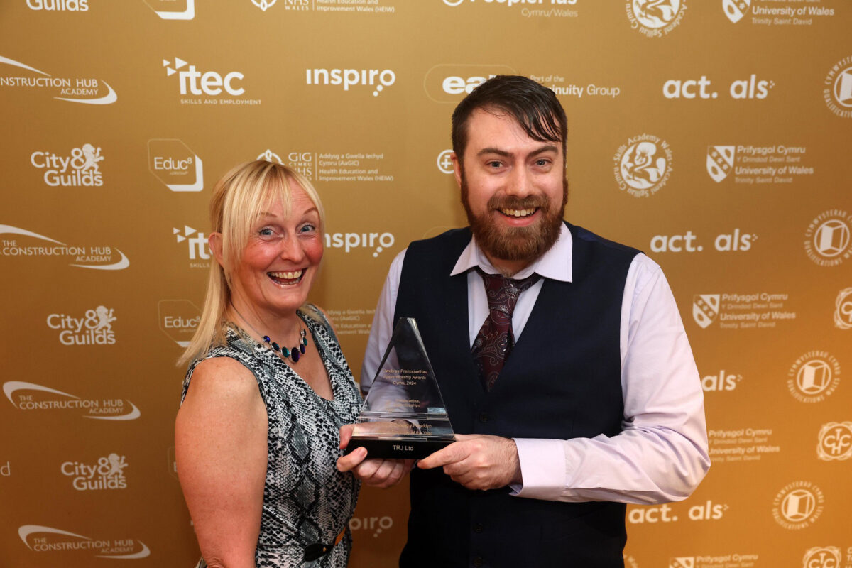 TRJ Ltd receives the Medium Employer of the Year award.