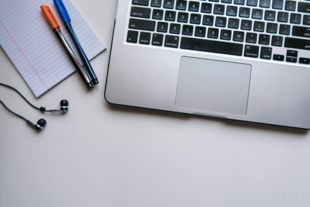 89% of UK employers willing to offer higher starting salaries to graduates with micro-credentials