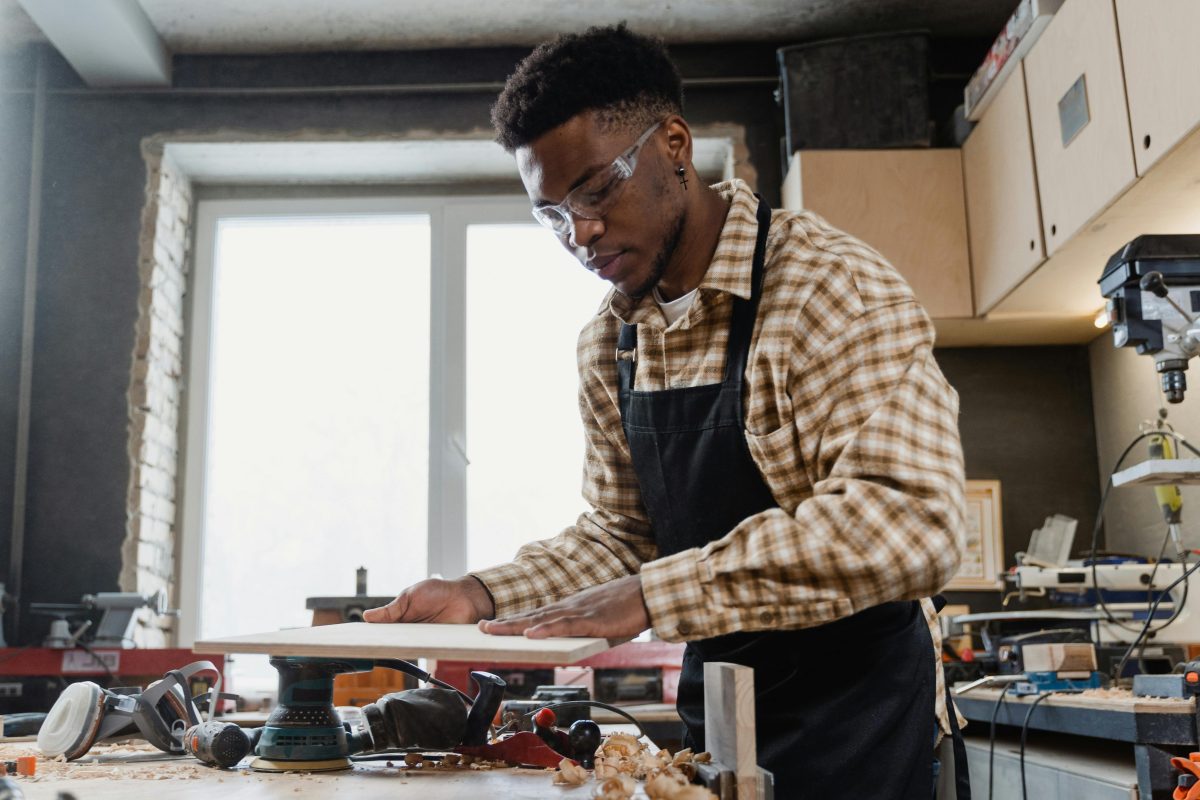 construction apprentice