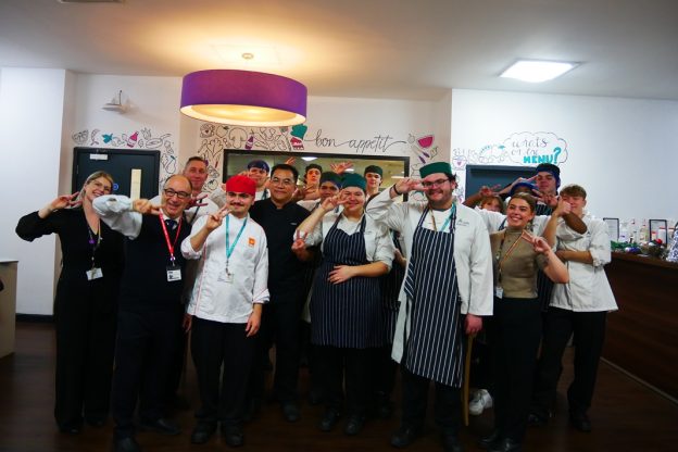 Group photo of Chef Jay with students and staff from Reading College and University Centre.