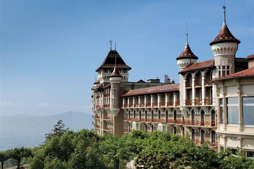 SHMS Revamps Its Master of Arts Programme to Shape the Next Generation of Hospitality and Luxury Leaders