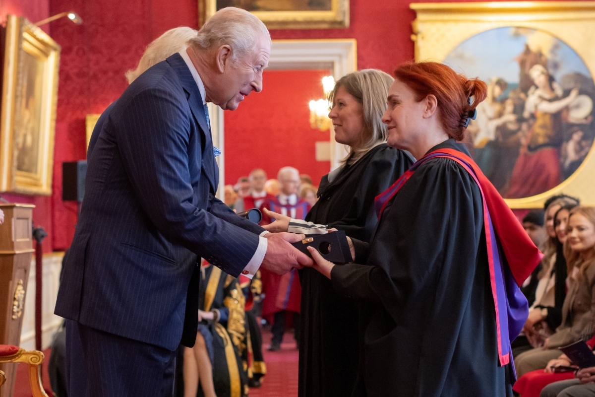 Royal Seal of Approval for Hull College