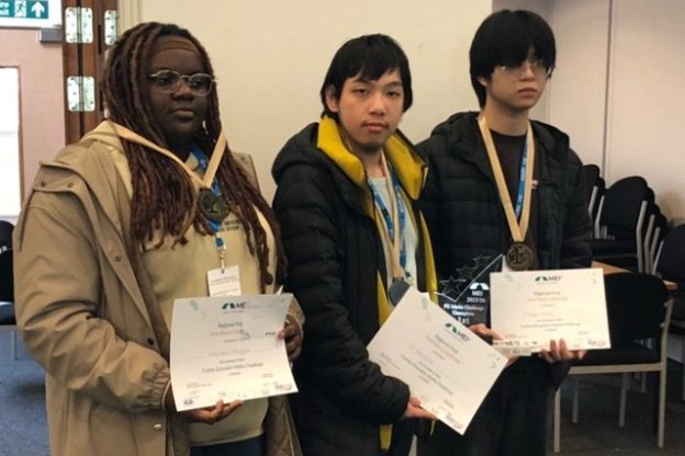 LSEC wins regional title and secures place in national FE maths challenge final
