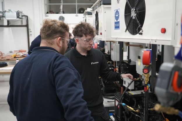 City of Liverpool College students can train using refridgeration and heat pump training gigs