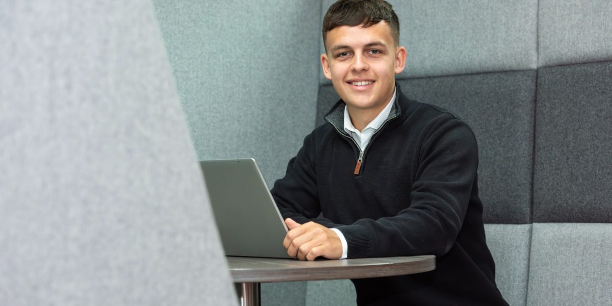Students to benefit from AAT’s new flexible, streamlined Apprenticeship Assessments that meet evolving employer needs 