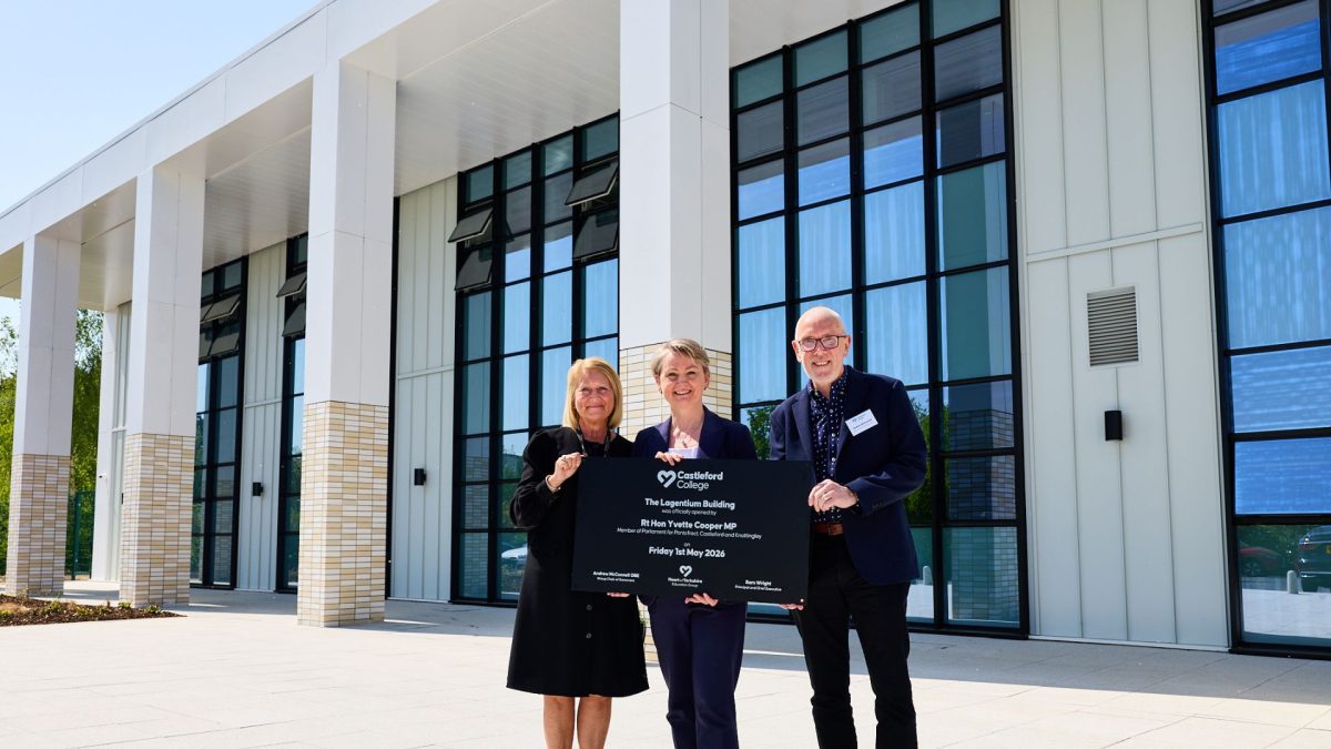 Yvette Cooper Officially Opens New Construction Building at Castleford College
