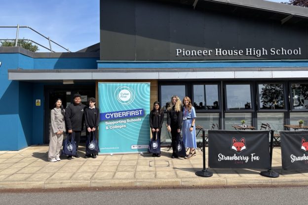 Students at Pioneer House High School with the IN4 Group team