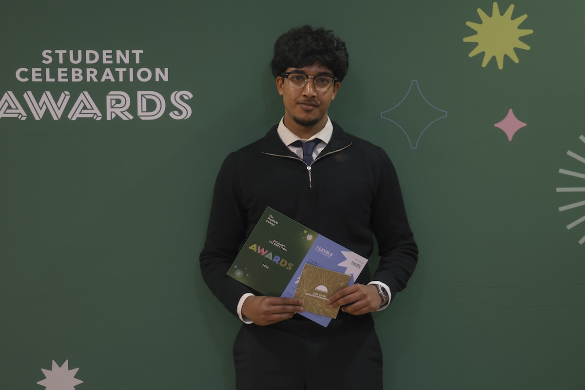 Pictured: Award winner Arsheel Alif. Photo credit: Joe Horner.