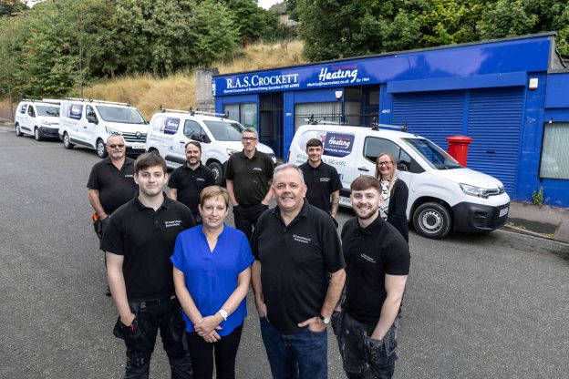 Darren runs his family business and is now President of SELECT