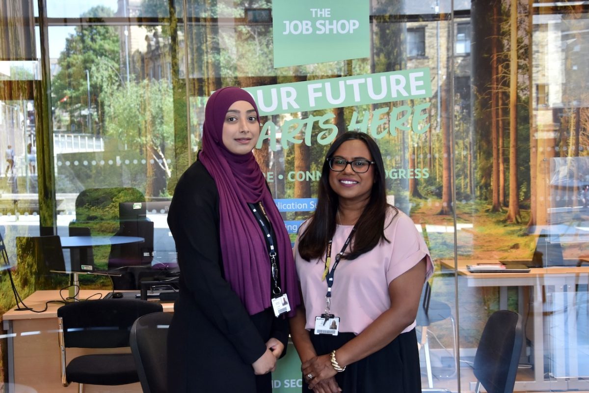 Bradford College Careers Adviser Wins National 'Support Staff of the Year' Award