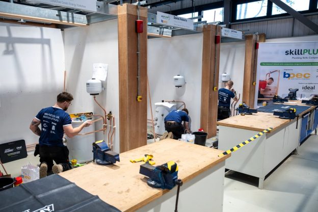 WorldSkills UK and DEWALT partner to inspire next generation of skilled tradespeople