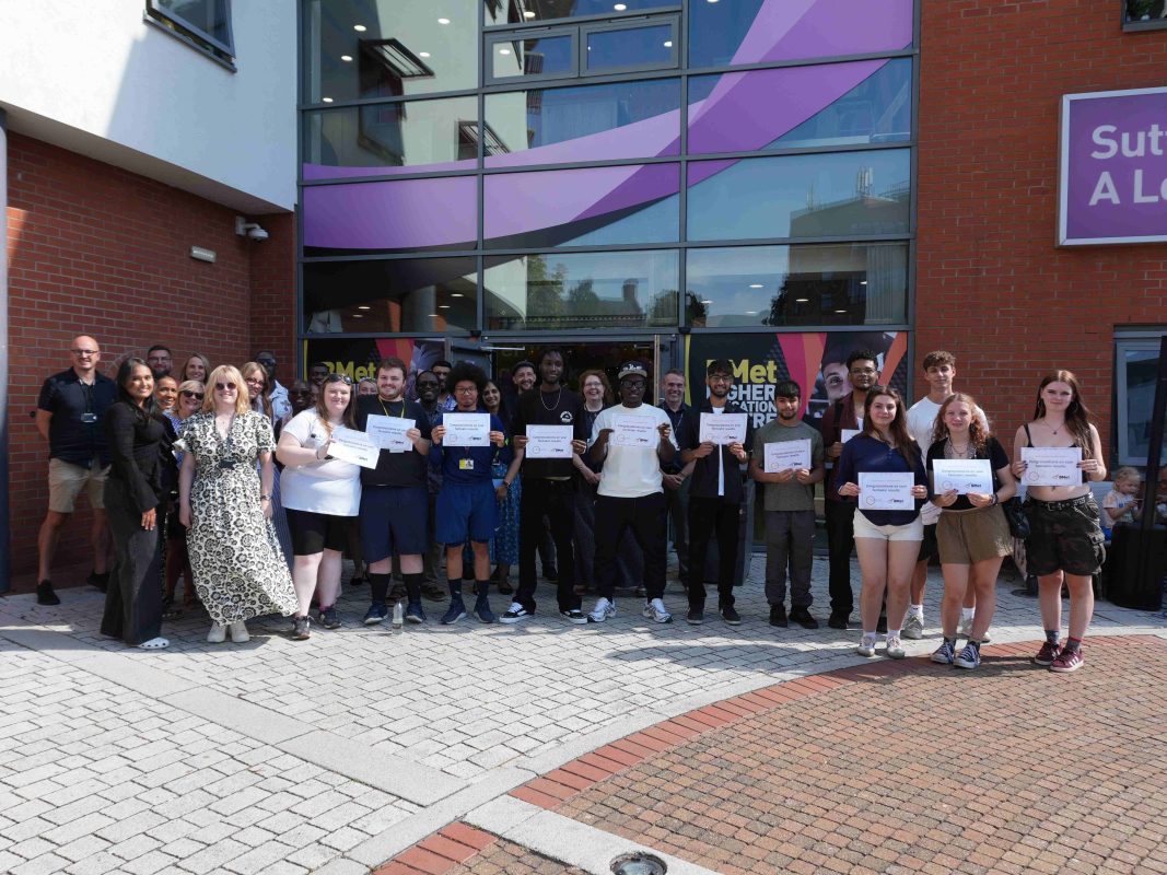 BMet students celebrate at Results Day Celebration.