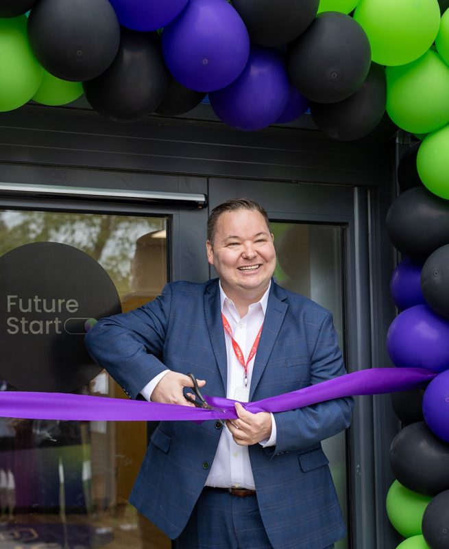 New employment hub at Uxbridge College to help young people into work