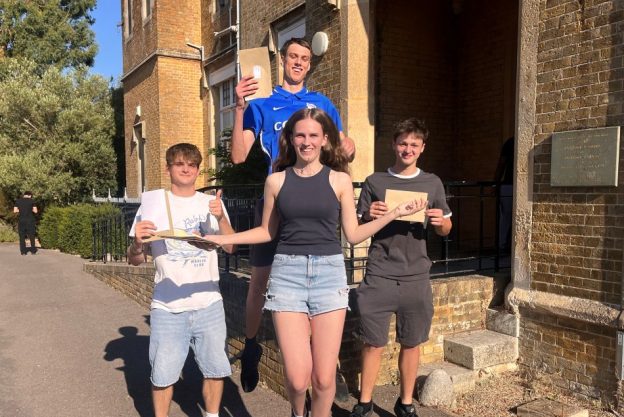 Students celebrate A-level, BTEC and T-level results at Oaklands College, 13th Aug 2026 3 fe news