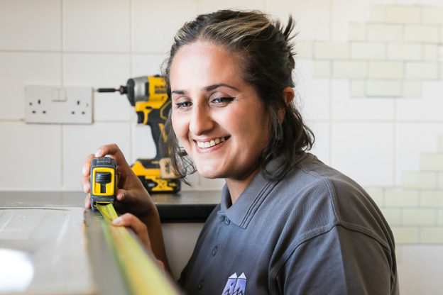 Apprentice joiner, Sonia